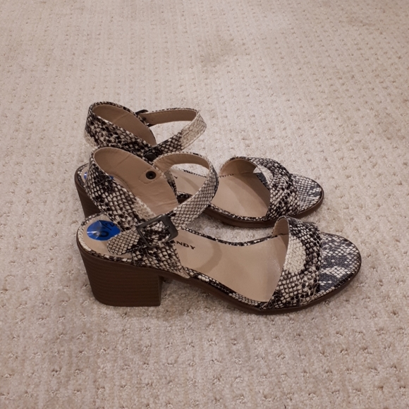 Rock & Candy leopard print Sandals - Picture 4 of 7